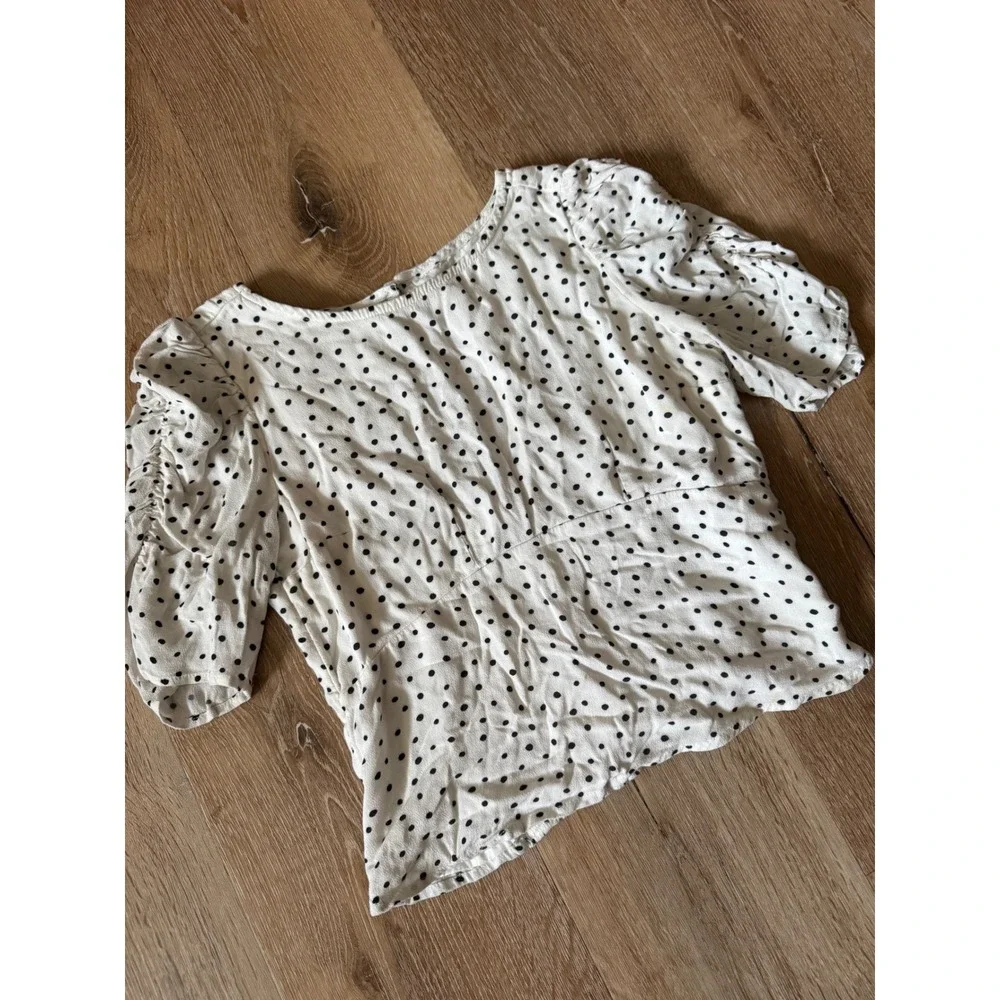 Abercrombie & Fitch Polka‎ Dot Puff Sleeve Blouse White Black Smocked Size S